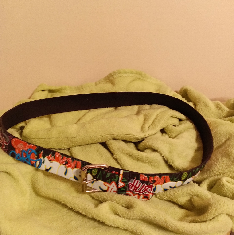 Size 36 Graffiti Street Art Vegan belt.